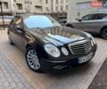Черный Мерседес Е-Класс, объемом двигателя 3 л и пробегом 216 тыс. км за 7500 $, фото 1 на Automoto.ua
