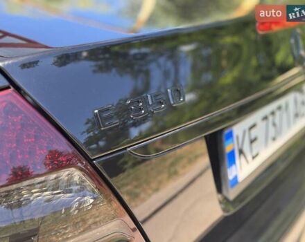 Чорний Мерседес Е-Клас, об'ємом двигуна 3.5 л та пробігом 312 тис. км за 6950 $, фото 23 на Automoto.ua