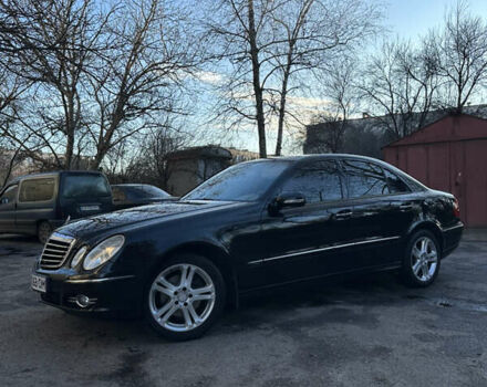 Чорний Мерседес Е-Клас, об'ємом двигуна 3 л та пробігом 196 тис. км за 7200 $, фото 2 на Automoto.ua