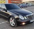 Черный Мерседес Е-Класс, объемом двигателя 2.15 л и пробегом 260 тыс. км за 10200 $, фото 1 на Automoto.ua