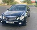 Чорний Мерседес Е-Клас, об'ємом двигуна 2.15 л та пробігом 275 тис. км за 7700 $, фото 8 на Automoto.ua