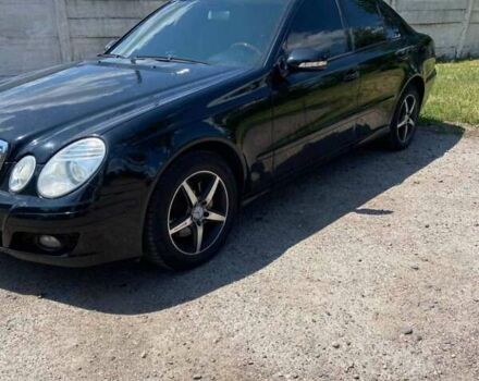 Чорний Мерседес Е-Клас, об'ємом двигуна 2.15 л та пробігом 275 тис. км за 7700 $, фото 6 на Automoto.ua