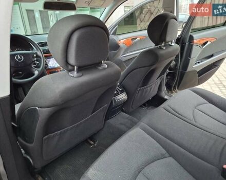 Чорний Мерседес Е-Клас, об'ємом двигуна 1.8 л та пробігом 340 тис. км за 8500 $, фото 13 на Automoto.ua