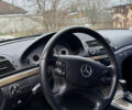 Черный Мерседес Е-Класс, объемом двигателя 3 л и пробегом 214 тыс. км за 8700 $, фото 5 на Automoto.ua