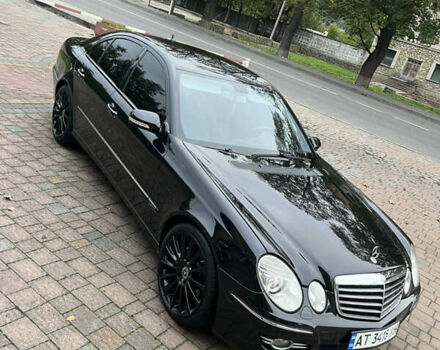 Черный Мерседес Е-Класс, объемом двигателя 2.99 л и пробегом 370 тыс. км за 10600 $, фото 9 на Automoto.ua