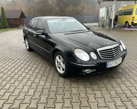 Черный Мерседес Е-Класс, объемом двигателя 2.1 л и пробегом 375 тыс. км за 8200 $, фото 1 на Automoto.ua