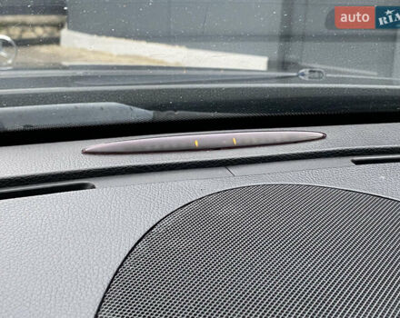Черный Мерседес Е-Класс, объемом двигателя 2.2 л и пробегом 297 тыс. км за 8900 $, фото 28 на Automoto.ua