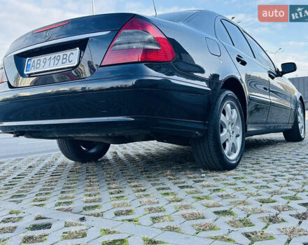 Черный Мерседес Е-Класс, объемом двигателя 2.15 л и пробегом 470 тыс. км за 7999 $, фото 3 на Automoto.ua