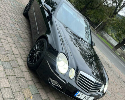 Черный Мерседес Е-Класс, объемом двигателя 2.99 л и пробегом 370 тыс. км за 10600 $, фото 1 на Automoto.ua