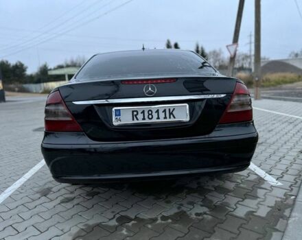 Черный Мерседес Е-Класс, объемом двигателя 2.1 л и пробегом 323 тыс. км за 7800 $, фото 7 на Automoto.ua