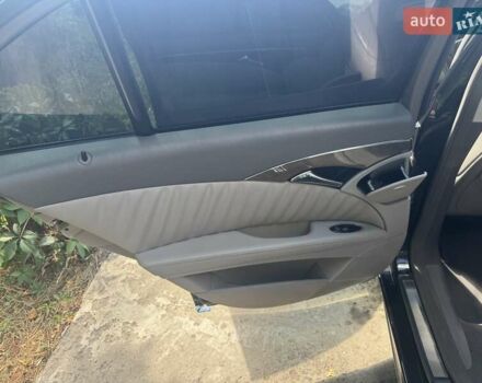 Чорний Мерседес Е-Клас, об'ємом двигуна 3.5 л та пробігом 312 тис. км за 6950 $, фото 36 на Automoto.ua