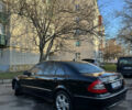 Чорний Мерседес Е-Клас, об'ємом двигуна 3 л та пробігом 196 тис. км за 7200 $, фото 4 на Automoto.ua