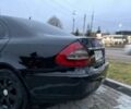 Черный Мерседес Е-Класс, объемом двигателя 2.1 л и пробегом 323 тыс. км за 7800 $, фото 5 на Automoto.ua