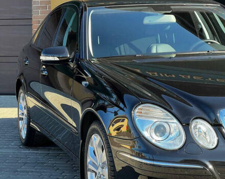 Черный Мерседес Е-Класс, объемом двигателя 3 л и пробегом 138 тыс. км за 15400 $, фото 3 на Automoto.ua