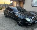 Черный Мерседес Е-Класс, объемом двигателя 3 л и пробегом 290 тыс. км за 11000 $, фото 3 на Automoto.ua