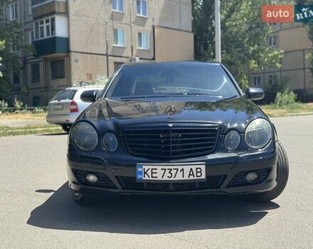Черный Мерседес Е-Класс, объемом двигателя 3.5 л и пробегом 312 тыс. км за 8400 $, фото 17 на Automoto.ua