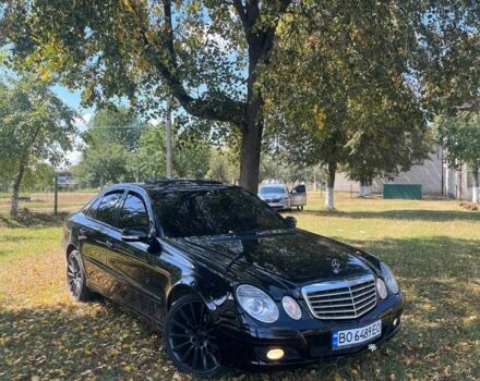 Чорний Мерседес Е-Клас, об'ємом двигуна 2 л та пробігом 320 тис. км за 8200 $, фото 7 на Automoto.ua