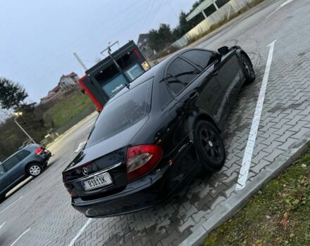 Черный Мерседес Е-Класс, объемом двигателя 2.1 л и пробегом 323 тыс. км за 7800 $, фото 4 на Automoto.ua