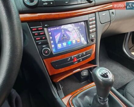 Чорний Мерседес Е-Клас, об'ємом двигуна 1.8 л та пробігом 340 тис. км за 8500 $, фото 23 на Automoto.ua