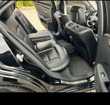 Черный Мерседес Е-Класс, объемом двигателя 2.2 л и пробегом 262 тыс. км за 10500 $, фото 12 на Automoto.ua