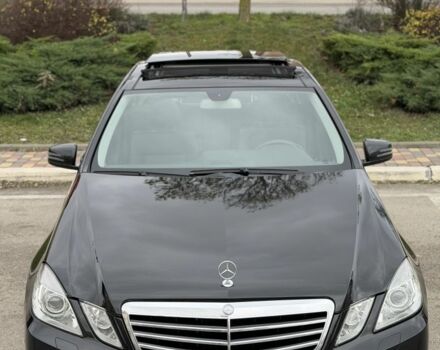 Чорний Мерседес Е-Клас, об'ємом двигуна 2.1 л та пробігом 310 тис. км за 10499 $, фото 13 на Automoto.ua