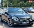 Черный Мерседес Е-Класс, объемом двигателя 2.2 л и пробегом 307 тыс. км за 12500 $, фото 1 на Automoto.ua