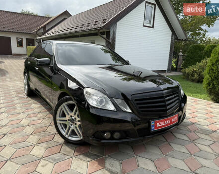 Чорний Мерседес Е-Клас, об'ємом двигуна 2.2 л та пробігом 280 тис. км за 9999 $, фото 1 на Automoto.ua