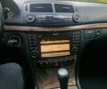 Черный Мерседес Е-Класс, объемом двигателя 2.2 л и пробегом 283 тыс. км за 10000 $, фото 7 на Automoto.ua