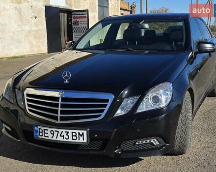 Чорний Мерседес Е-Клас, об'ємом двигуна 2.1 л та пробігом 309 тис. км за 9900 $, фото 6 на Automoto.ua