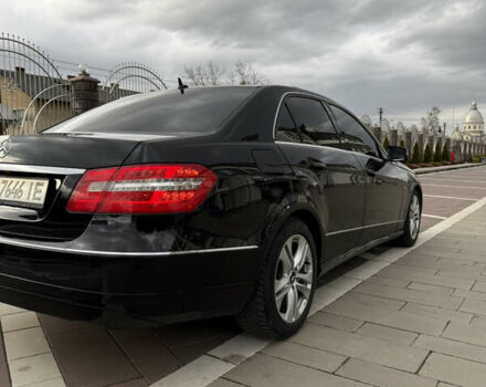 Черный Мерседес Е-Класс, объемом двигателя 2.14 л и пробегом 360 тыс. км за 12100 $, фото 5 на Automoto.ua