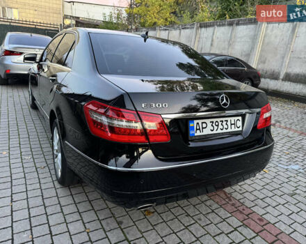 Мерседес Е-Класс 2009 в Запорожье на Automoto.ua Черный Мерседес Е-Класс, объемом двигателя 3 л и пробегом 230 тыс. км за 9500 $, фото 11 на Automoto.ua