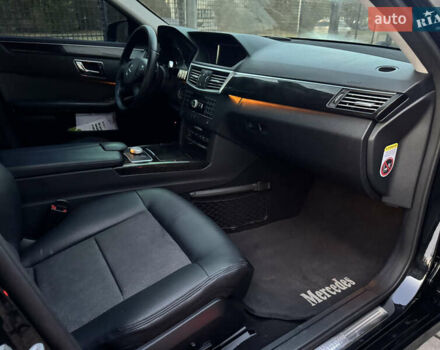 Мерседес Е-Класс 2009 в Запорожье на Automoto.ua Черный Мерседес Е-Класс, объемом двигателя 3 л и пробегом 230 тыс. км за 9500 $, фото 5 на Automoto.ua