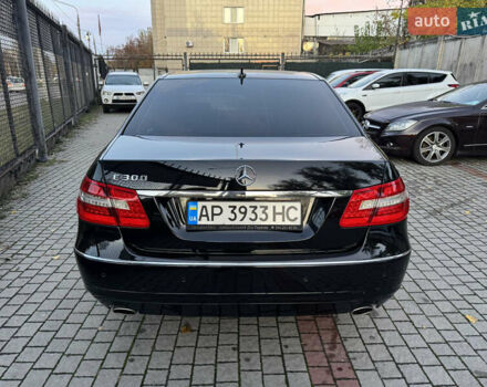 Мерседес Е-Класс 2009 в Запорожье на Automoto.ua Черный Мерседес Е-Класс, объемом двигателя 3 л и пробегом 230 тыс. км за 9500 $, фото 12 на Automoto.ua