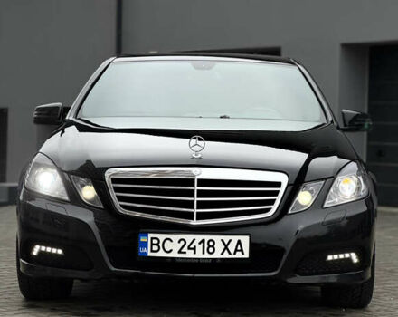 Черный Мерседес Е-Класс, объемом двигателя 2.2 л и пробегом 330 тыс. км за 13500 $, фото 2 на Automoto.ua