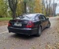 Черный Мерседес Е-Класс, объемом двигателя 2.2 л и пробегом 283 тыс. км за 10000 $, фото 3 на Automoto.ua