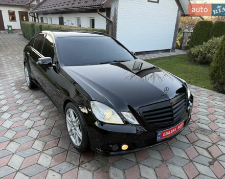 Черный Мерседес Е-Класс, объемом двигателя 2.2 л и пробегом 279 тыс. км за 11450 $, фото 12 на Automoto.ua