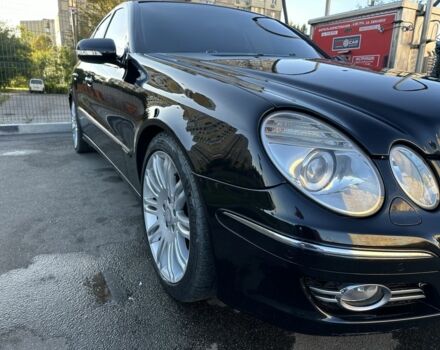 Черный Мерседес Е-Класс, объемом двигателя 3 л и пробегом 378 тыс. км за 10000 $, фото 2 на Automoto.ua