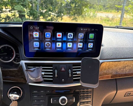 Чорний Мерседес Е-Клас, об'ємом двигуна 2.1 л та пробігом 306 тис. км за 13000 $, фото 12 на Automoto.ua