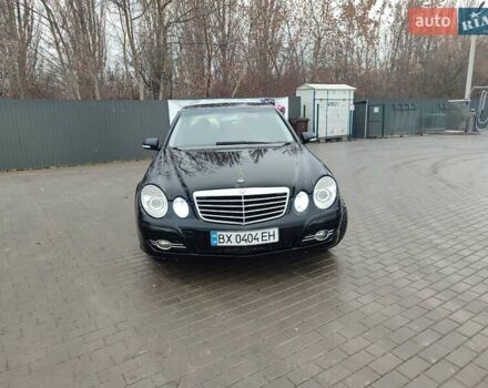 Черный Мерседес Е-Класс, объемом двигателя 1.8 л и пробегом 399 тыс. км за 6800 $, фото 1 на Automoto.ua