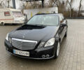 Черный Мерседес Е-Класс, объемом двигателя 2.2 л и пробегом 264 тыс. км за 10500 $, фото 1 на Automoto.ua