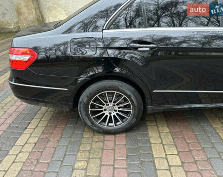 Черный Мерседес Е-Класс, объемом двигателя 2.14 л и пробегом 325 тыс. км за 13000 $, фото 28 на Automoto.ua