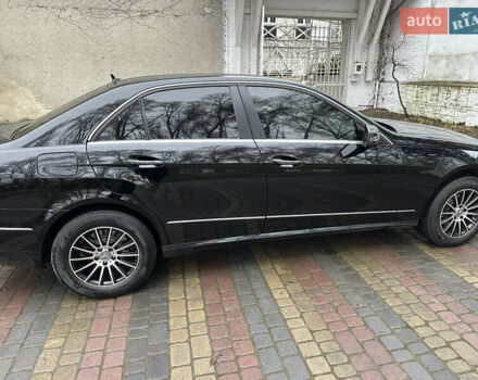 Черный Мерседес Е-Класс, объемом двигателя 2.14 л и пробегом 325 тыс. км за 13000 $, фото 16 на Automoto.ua