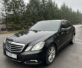 Черный Мерседес Е-Класс, объемом двигателя 2.2 л и пробегом 230 тыс. км за 11400 $, фото 1 на Automoto.ua