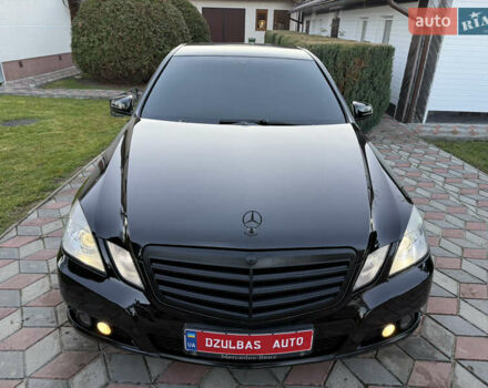 Черный Мерседес Е-Класс, объемом двигателя 2.2 л и пробегом 279 тыс. км за 11450 $, фото 11 на Automoto.ua