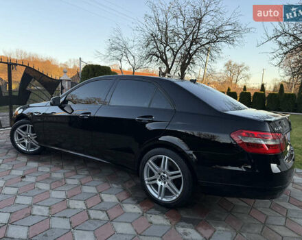 Черный Мерседес Е-Класс, объемом двигателя 2.2 л и пробегом 278 тыс. км за 11350 $, фото 19 на Automoto.ua