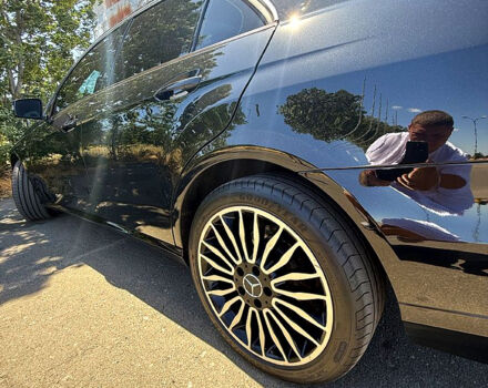 Чорний Мерседес Е-Клас, об'ємом двигуна 2.1 л та пробігом 306 тис. км за 13000 $, фото 2 на Automoto.ua