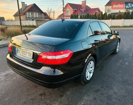 Чорний Мерседес Е-Клас, об'ємом двигуна 2.14 л та пробігом 144 тис. км за 10900 $, фото 7 на Automoto.ua