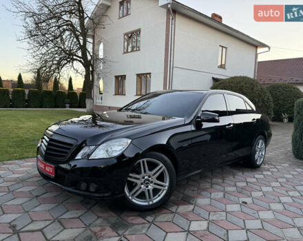 Черный Мерседес Е-Класс, объемом двигателя 2.2 л и пробегом 279 тыс. км за 11450 $, фото 13 на Automoto.ua
