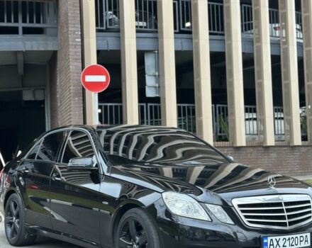 Черный Мерседес Е-Класс, объемом двигателя 2.1 л и пробегом 270 тыс. км за 11500 $, фото 18 на Automoto.ua