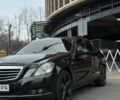 Черный Мерседес Е-Класс, объемом двигателя 2.1 л и пробегом 270 тыс. км за 11500 $, фото 20 на Automoto.ua